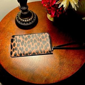 NWT Kate Spade Wristlet